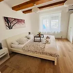 Levendula Apartmanhaz شقة