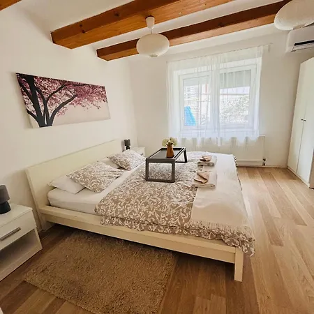 Levendula Apartmanhaz Lejlighed
